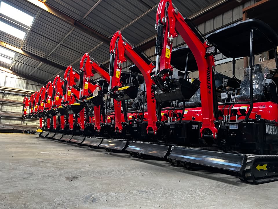 2140099602903204 956813876820976